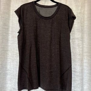 Lululemon top